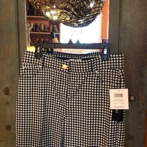 Black and white Capri pants